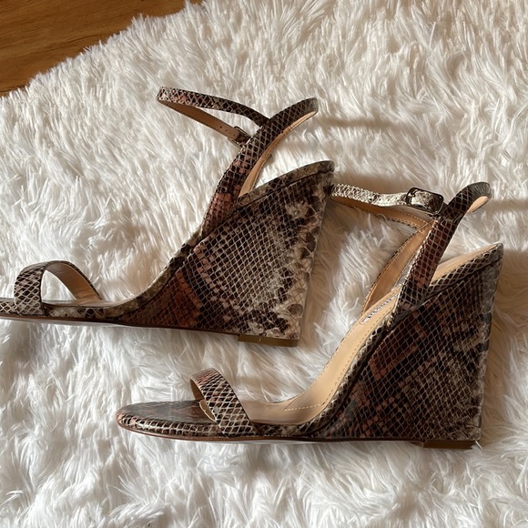 Charles David snakeskin leather wedges - Picture 10 of 10